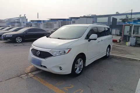 Nissan Quest 2016