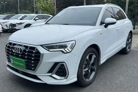 Audi Q3 2022
