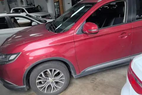Mitsubishi Outlander 2018