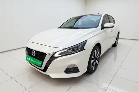 Nissan Teana 2022