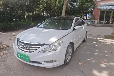 Hyundai Sonata 2012