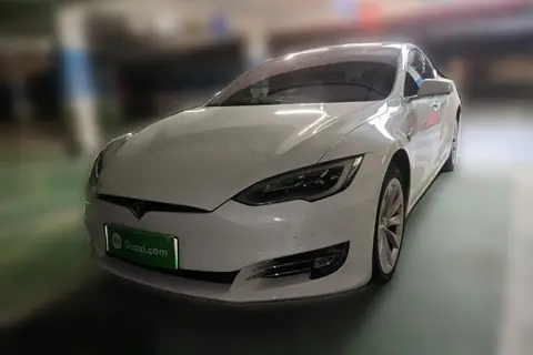 Tesla Model S 2018