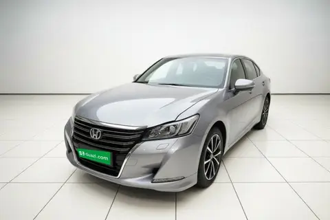 Toyota Crown 2018