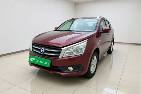 Venucia T70 2015