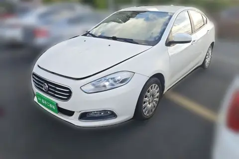 Fiat Viaggio 2014