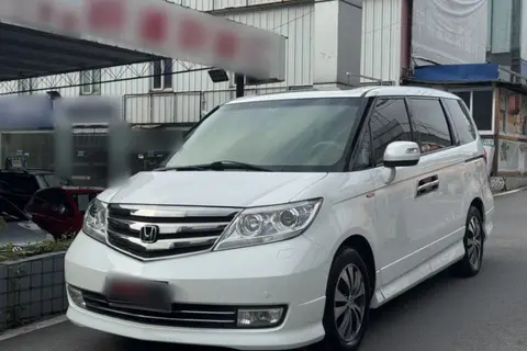 Honda Elysion 2014