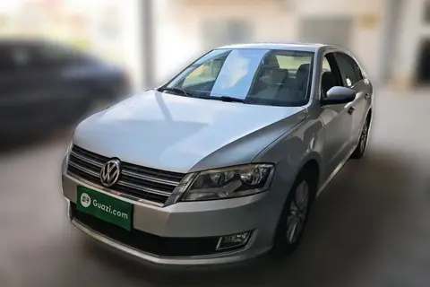 Volkswagen Lavida 2012