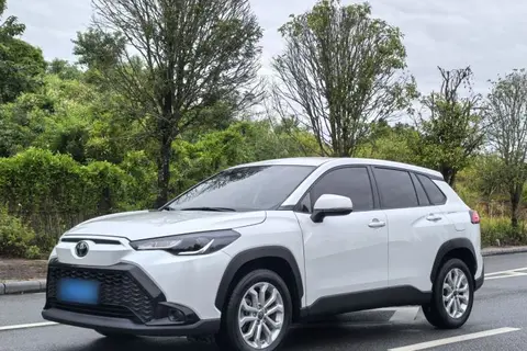 Toyota FRONTLANDER 2023