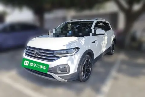 Volkswagen Tacqua 2020