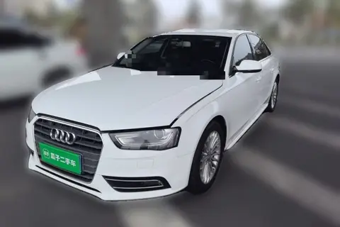 Audi A4L 2015