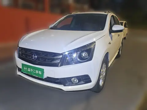 Venucia T70 2017