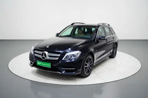 Mercedes-Benz GLK-Class 2011