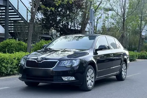 Skoda Superb 2015