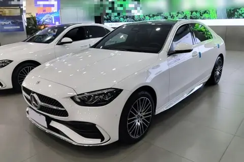 Mercedes-Benz C-Class 2024