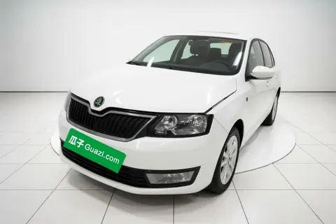 Skoda Rapid 2015