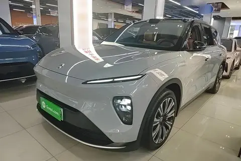 NIO ES8 2023