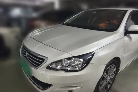 Peugeot 408 2015