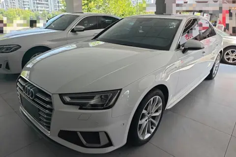 Audi A4L 2019