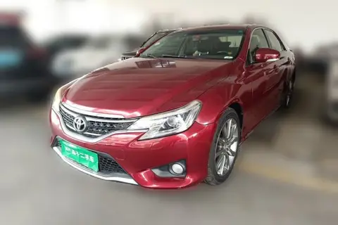 Toyota Reiz 2014