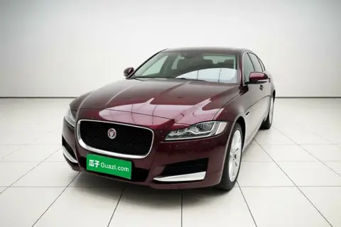 Jaguar XFL 2019