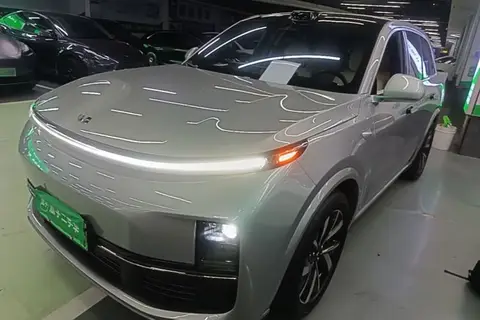 Li L8 2022