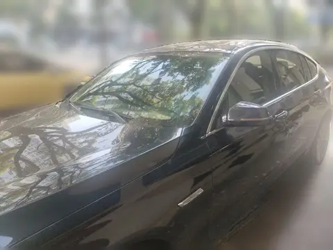 BMW 5 Series GT 2013