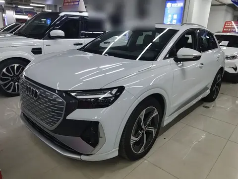 Audi Q4 e-tron 2023