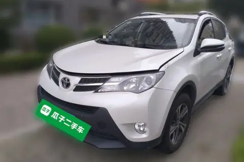 Toyota RAV4 2015