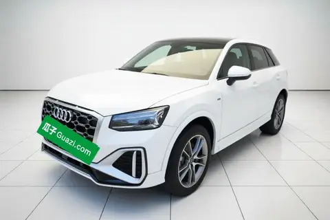 Audi Q2L 2023