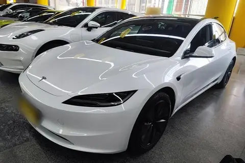 Tesla Model 3 2026