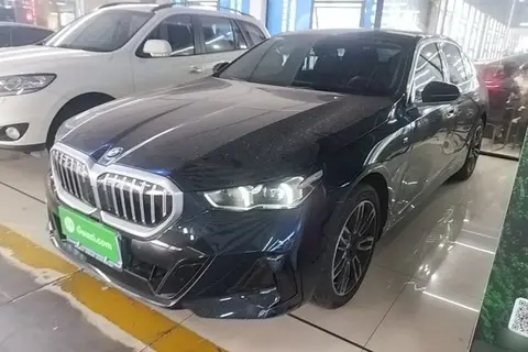 BMW 5 Series 2025