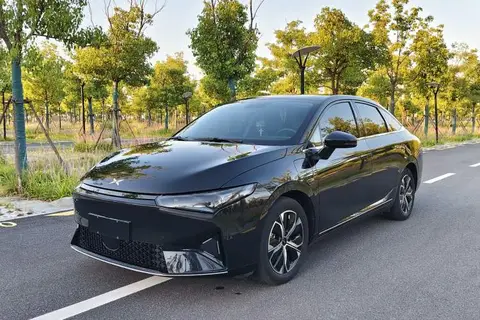 XPeng P5 2022