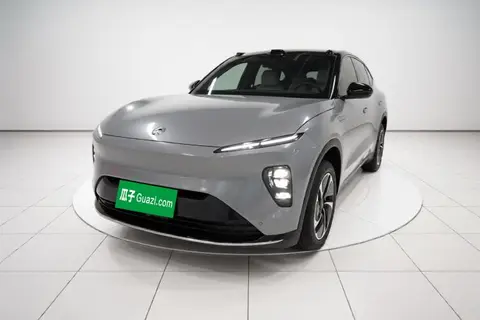 NIO ES8 2023