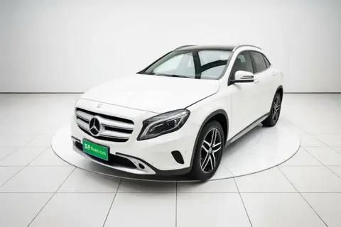 Mercedes-Benz GLA 2016