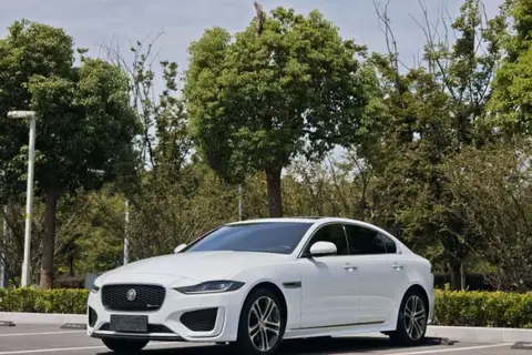 Jaguar XEL 2020