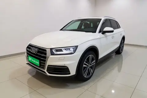 Audi Q5L 2019