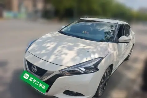 Nissan Bluebird 2018