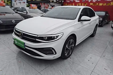Volkswagen Bora 2023
