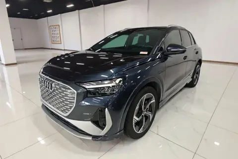 Audi Q4 e-tron 2024