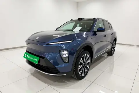 NIO ES8 2023