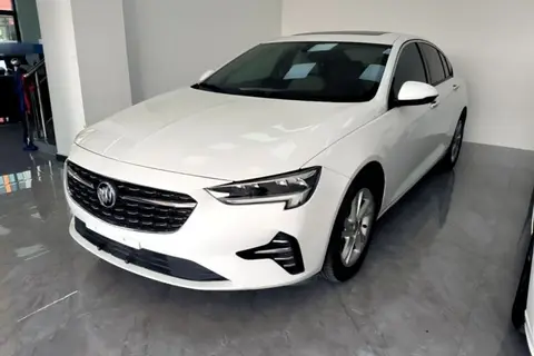 Buick Regal 2021