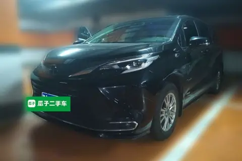 Toyota SIENNA 2024