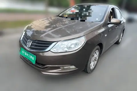 Baojun 630 2013