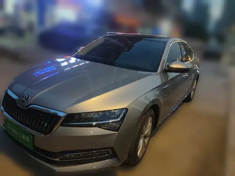 Skoda Superb 2020