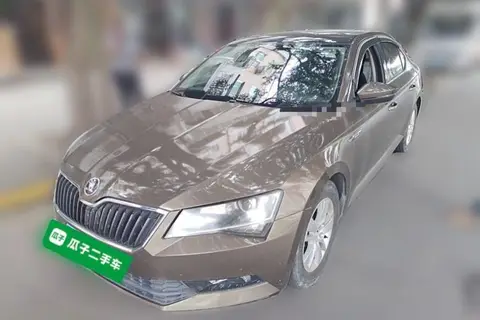 Skoda Superb 2015