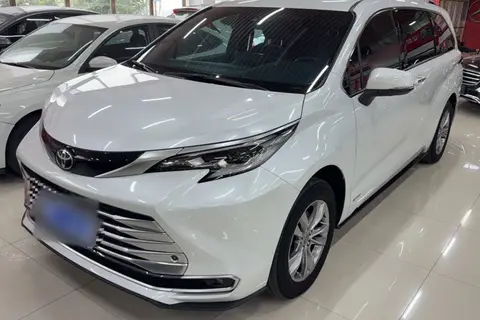 Toyota SIENNA 2024