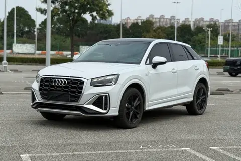 Audi Q2L 2021