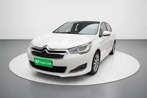Citroën C4L 2013