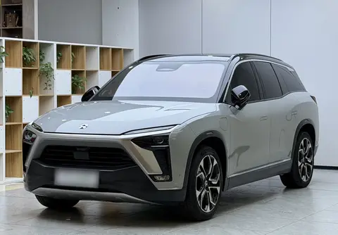 NIO ES8 2021