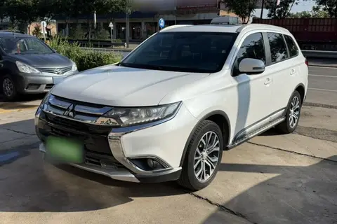 Mitsubishi Outlander 2018